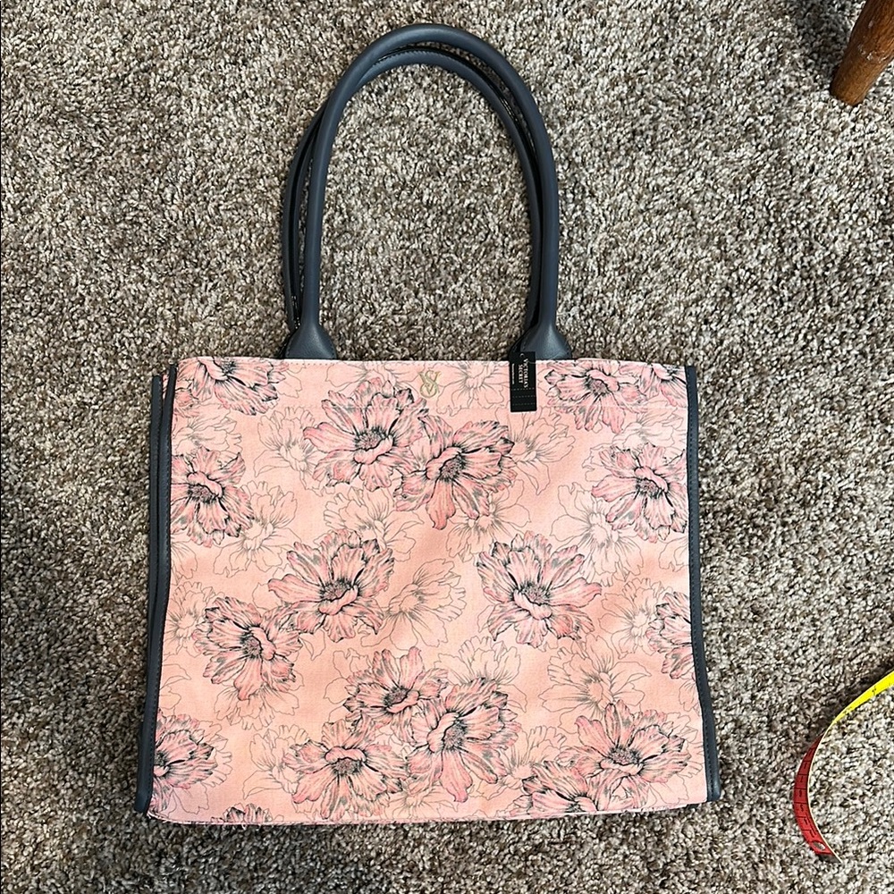 Victoria’s Secret Pink Floral Tote Bag NWT